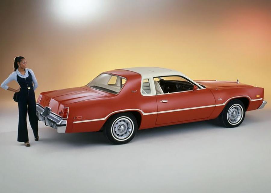 Dodge Monaco Brougham Hardtop Coupe '1977